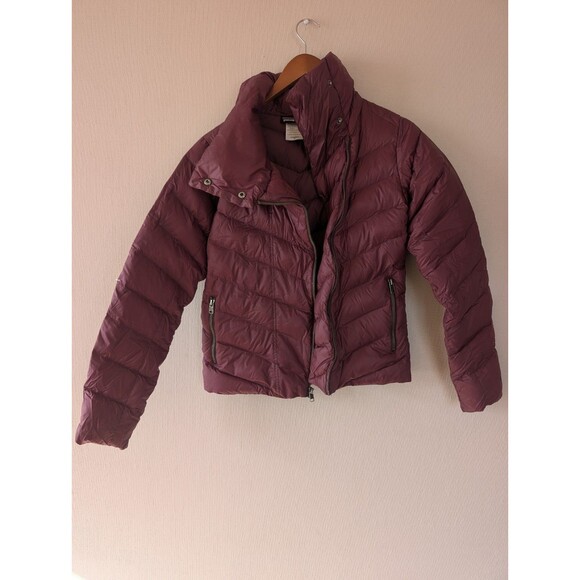 Patagonia Puffer Jacket Women's Small Burgundy Full Zip Insulated Down Coat - Picture 9 of 16